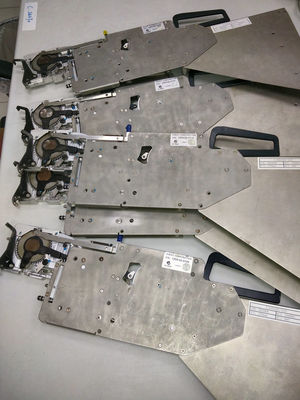 comprare Alimentatore di Evest 12mm per l'originale a macchina usato, buona condizione di Evest EM-760L SMT fabbricazione online