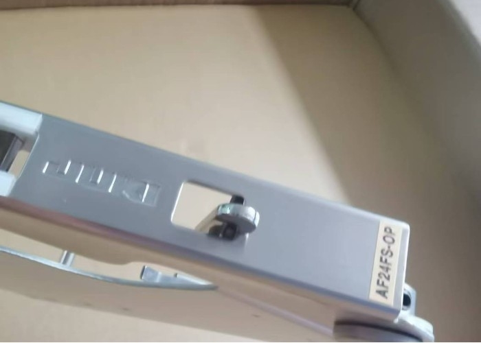 JUKI KE2050 KE2060 FX-1R Macchina SMT Componente alimentatore AF24FS-OP Per il vostro cliente